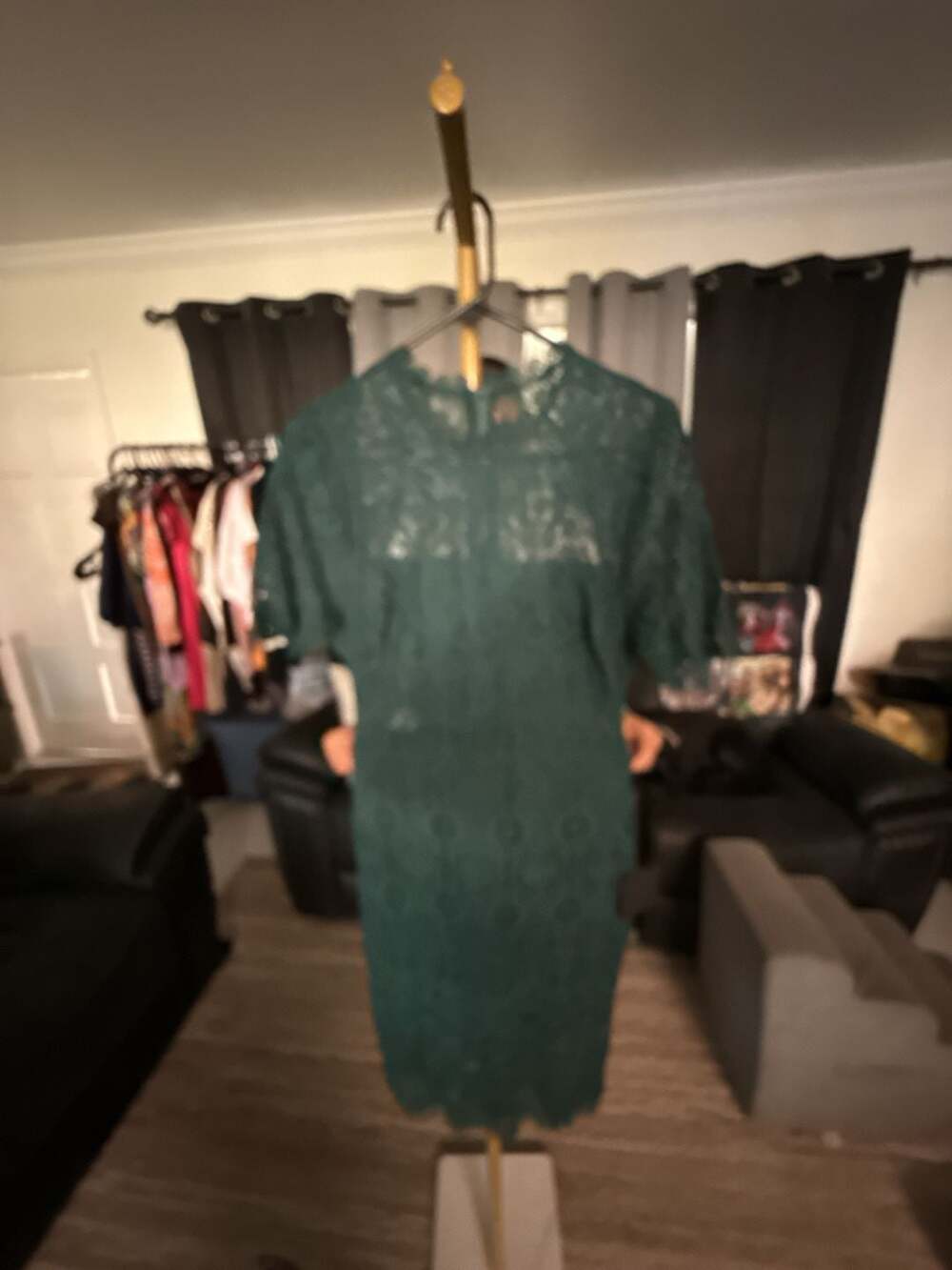 Lulus - Picture 2 of 2
